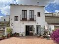 Town house in Serrato