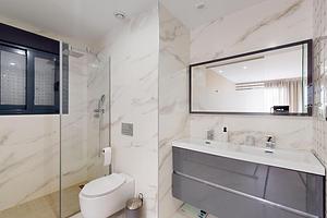 thumb 32