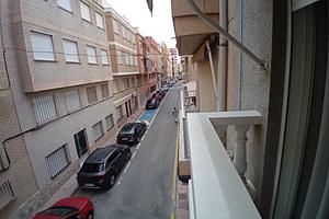 thumb 32