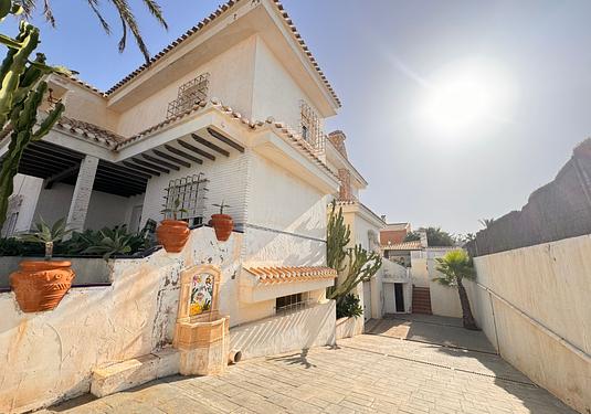 Villa in La Manga del Mar Menor