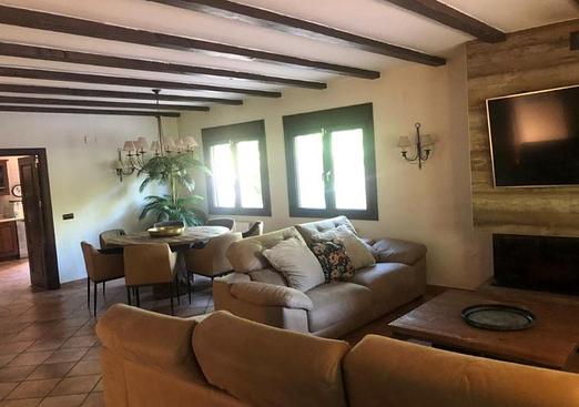 Villa in Elda