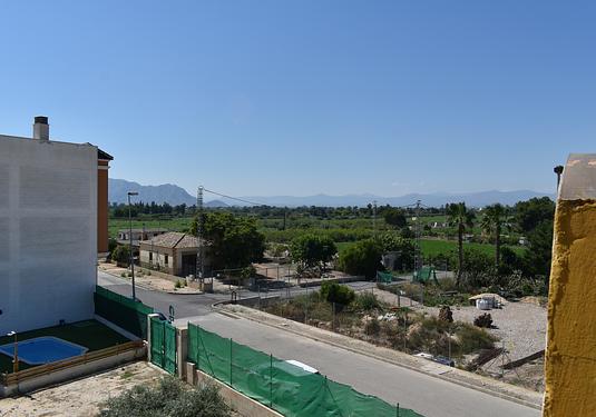 Villa in Algorfa