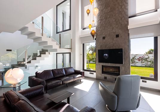 Villa in El Paraíso, Estepona