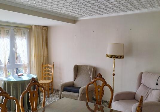 Apartment in Sax