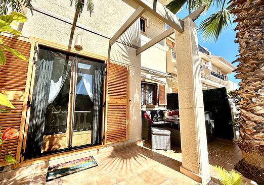 Town house in Playa Flamenca