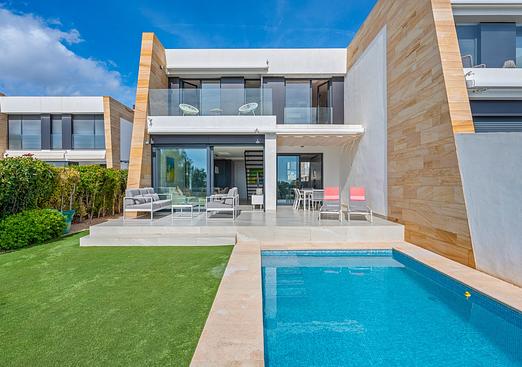 Villa in Orihuela Costa