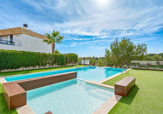 Villa in Orihuela Costa