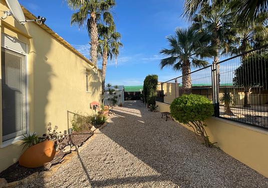 Country house in Elche