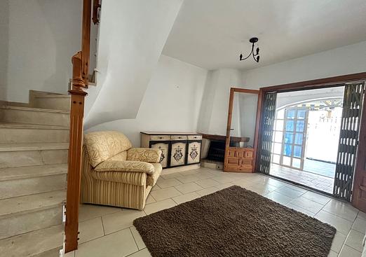 Town house in El Chaparral