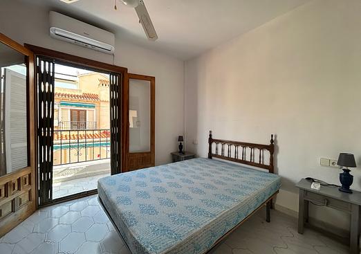 Town house in El Chaparral