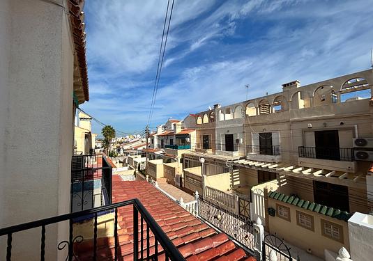 Town house in El Chaparral