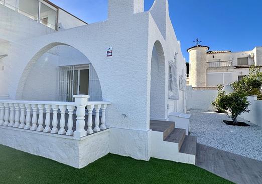 Bungalow in Orihuela Costa