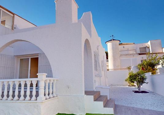 Bungalow in Orihuela Costa