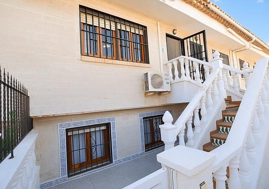 Town house in La Mata