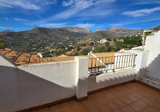 Town house in Alcaucín