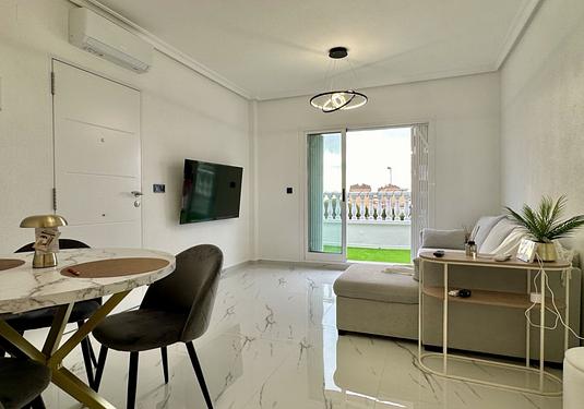 Apartment in Orihuela Costa