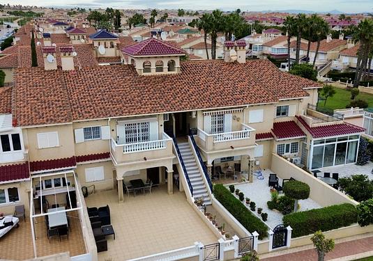 Apartment in Orihuela Costa