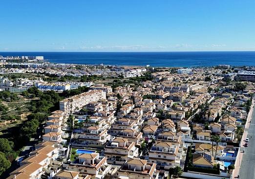 Apartment in Orihuela Costa
