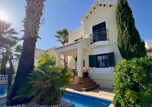 Villa in Orihuela Costa