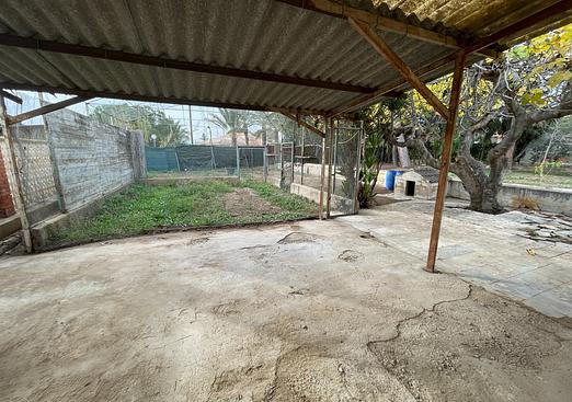 Villa in Elche