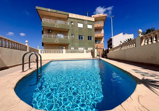 Apartment in San Miguel de Salinas