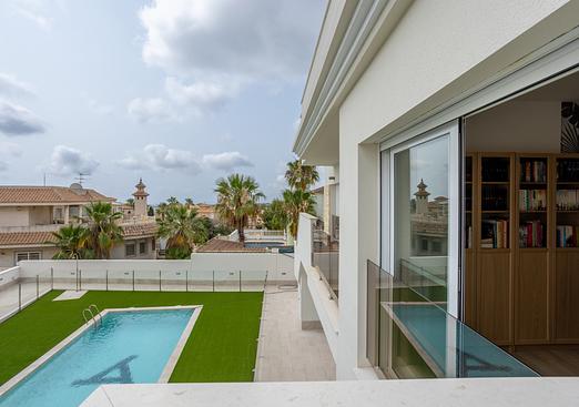 Apartment in Orihuela Costa