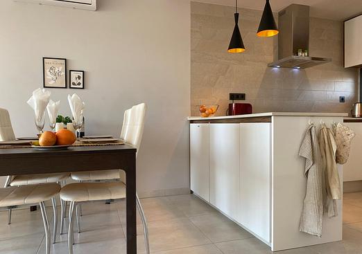 Apartment in El Raso