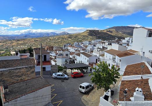 Town house in Alcaucín
