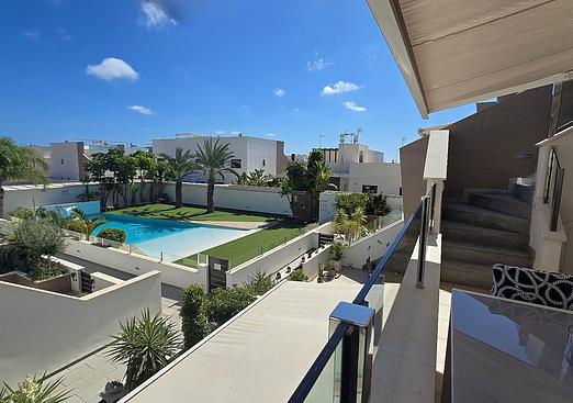 Apartment in Pilar de La Horadada