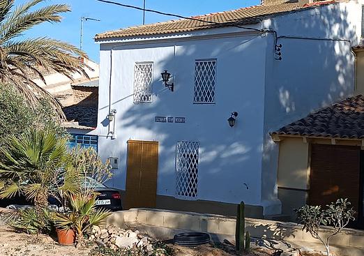 Country house in Yecla