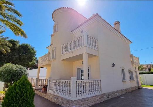 Villa in Cabo Roig