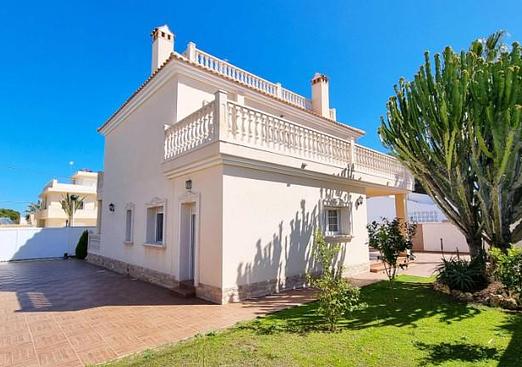 Villa in Cabo Roig