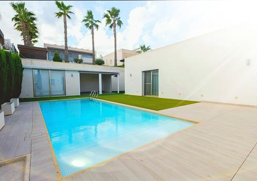 Villa in Benijofar