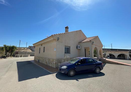 Villa in Crevillent