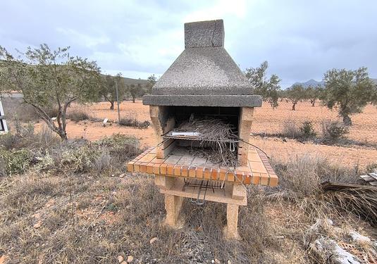 Country house in Yecla