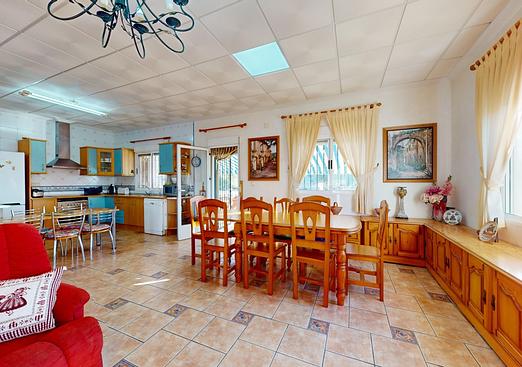 Villa in Crevillent