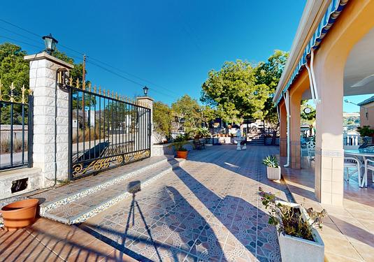 Villa in Crevillent
