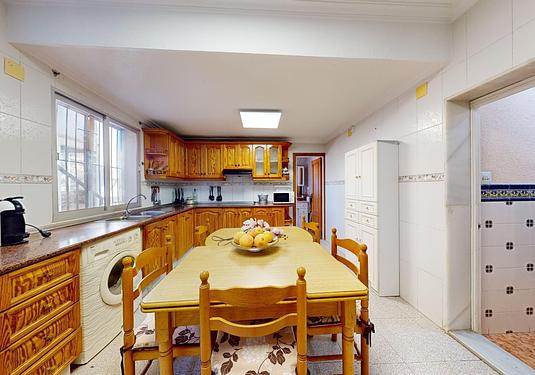 Villa in Crevillent