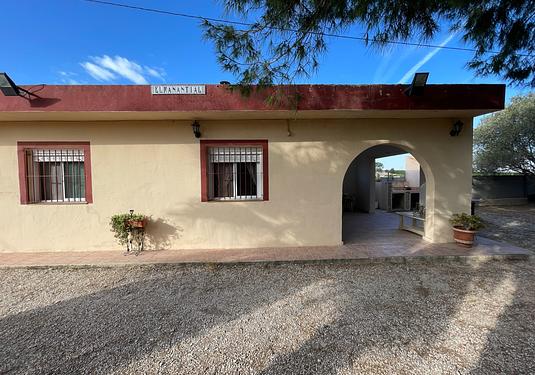 Country house in Jacarilla