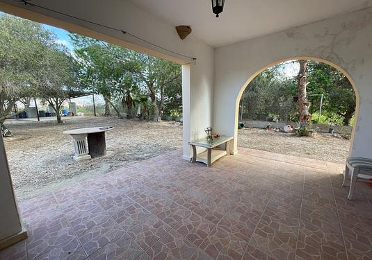 Country house in Jacarilla