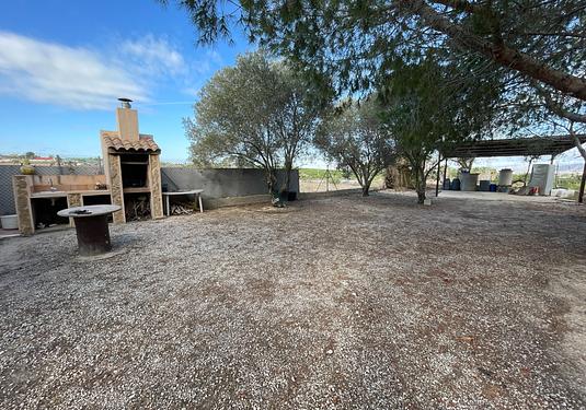 Country house in Jacarilla
