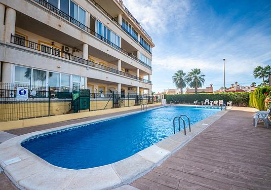 Apartment in Orihuela Costa