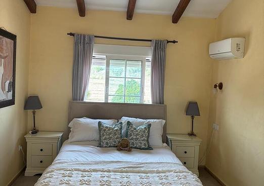 Country house in Dolores