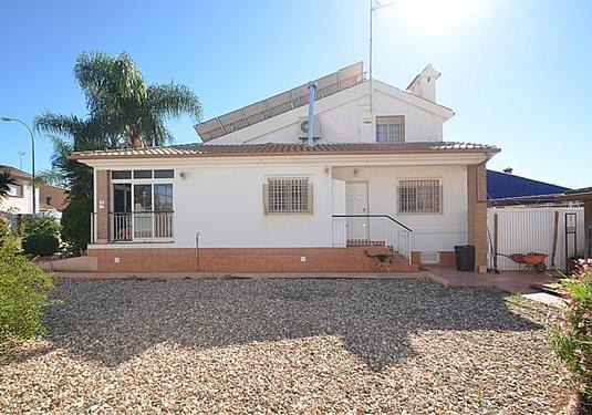 Villa in Santiago de la Ribera