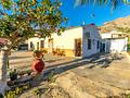 Country house in Orihuela