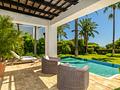 Villa in Casares