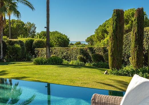 Villa in Casares