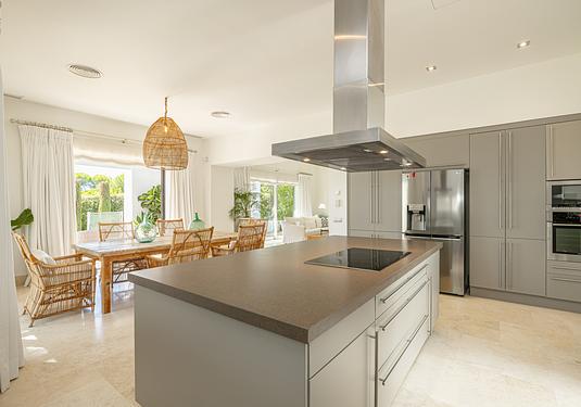 Villa in Casares