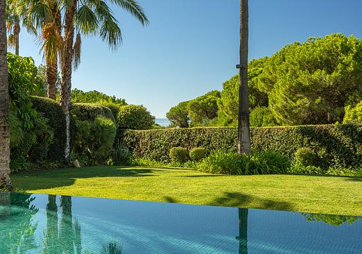 Villa in Casares