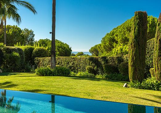 Villa in Casares
